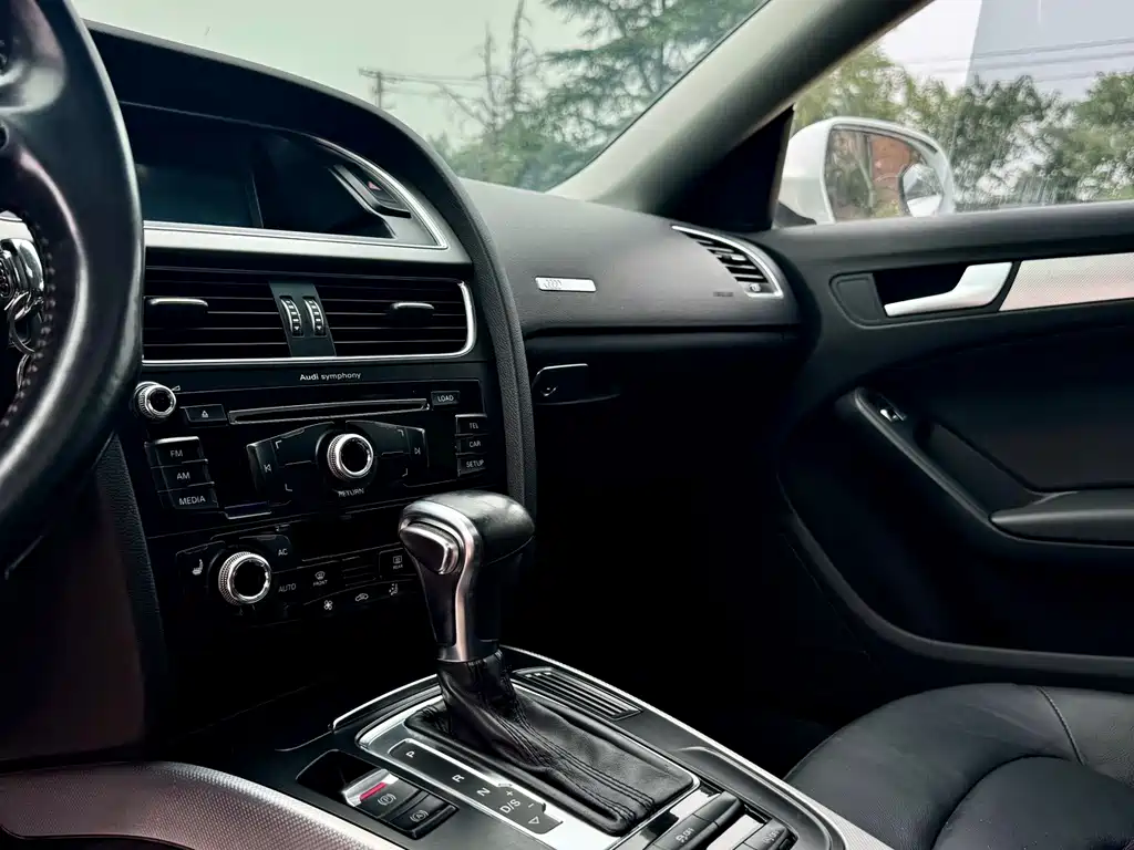 Audi A5 (Import) — миниатюра 8