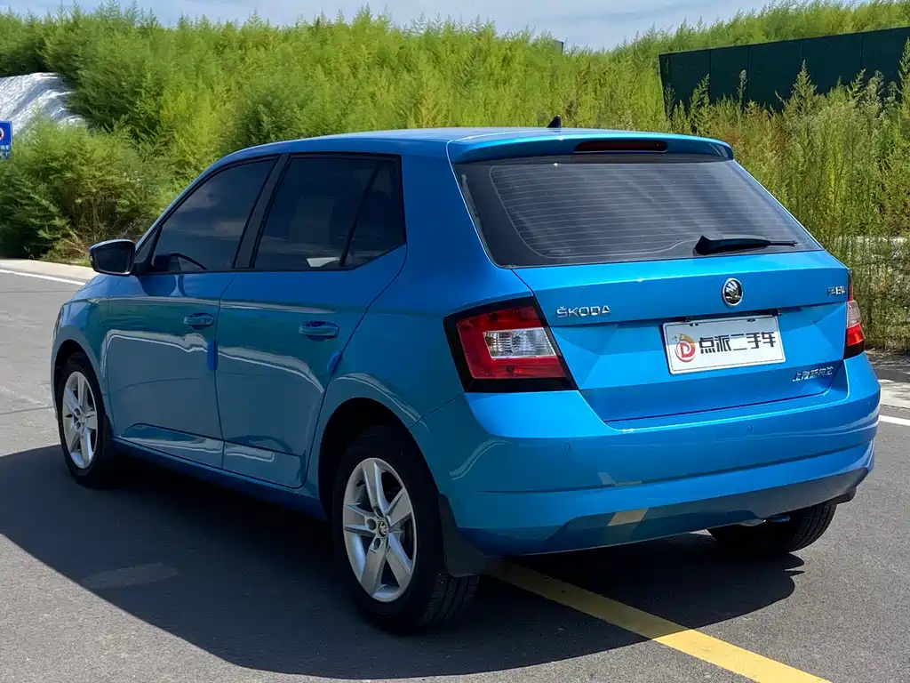 Skoda Fabia — миниатюра 4
