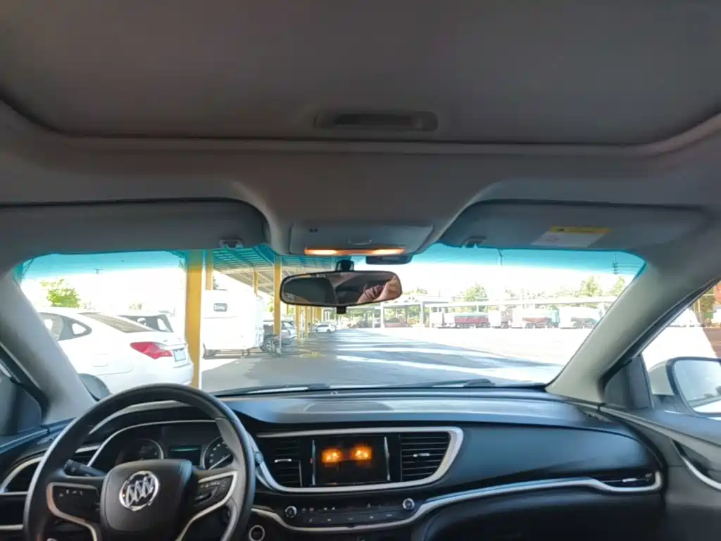 Buick Excelle — миниатюра 18