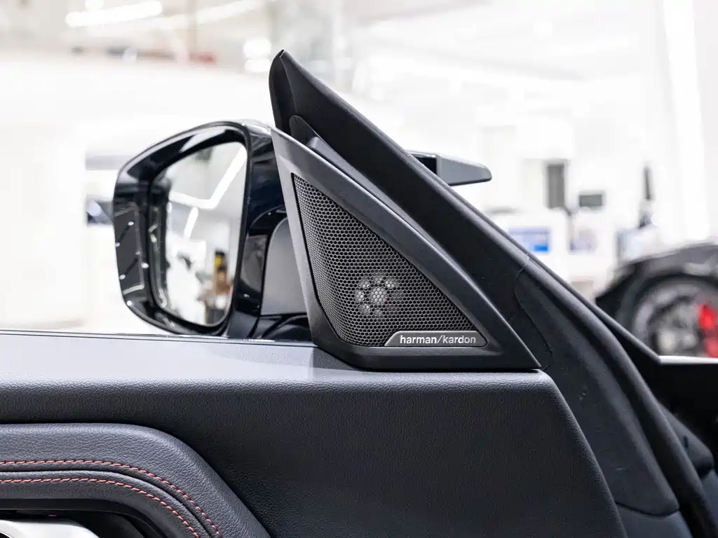 BMW M2 — миниатюра 13