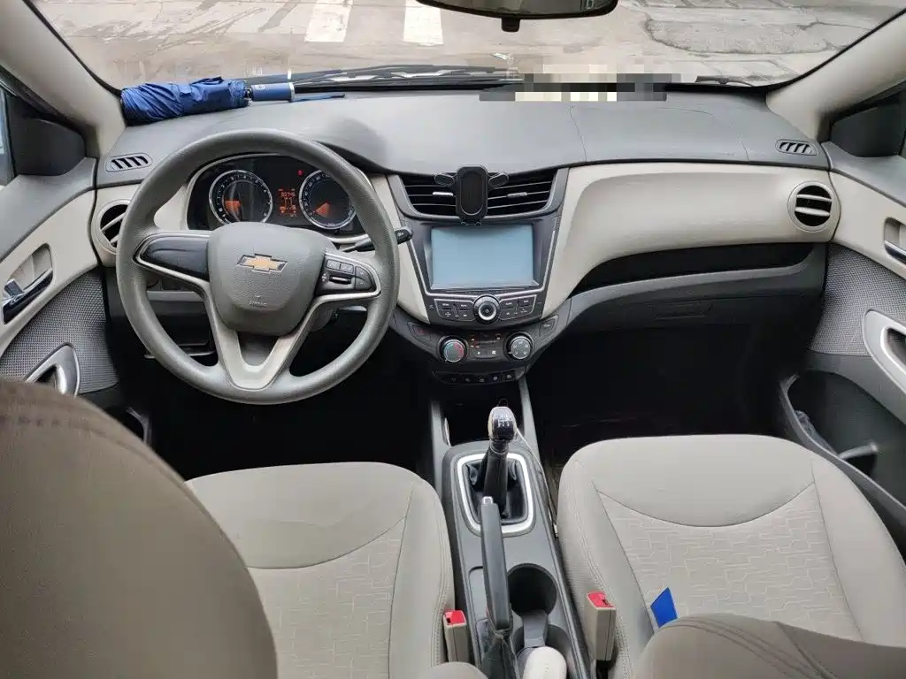 Chevrolet Sail — миниатюра 10