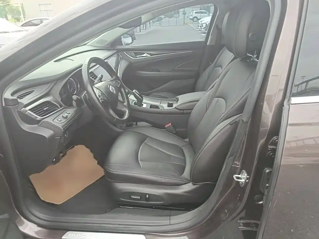 Buick LaCrosse — миниатюра 15
