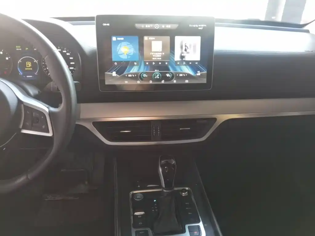 BYD Tang — миниатюра 13