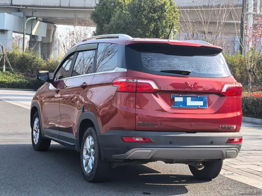 WULING WULING HONGGUANG S3