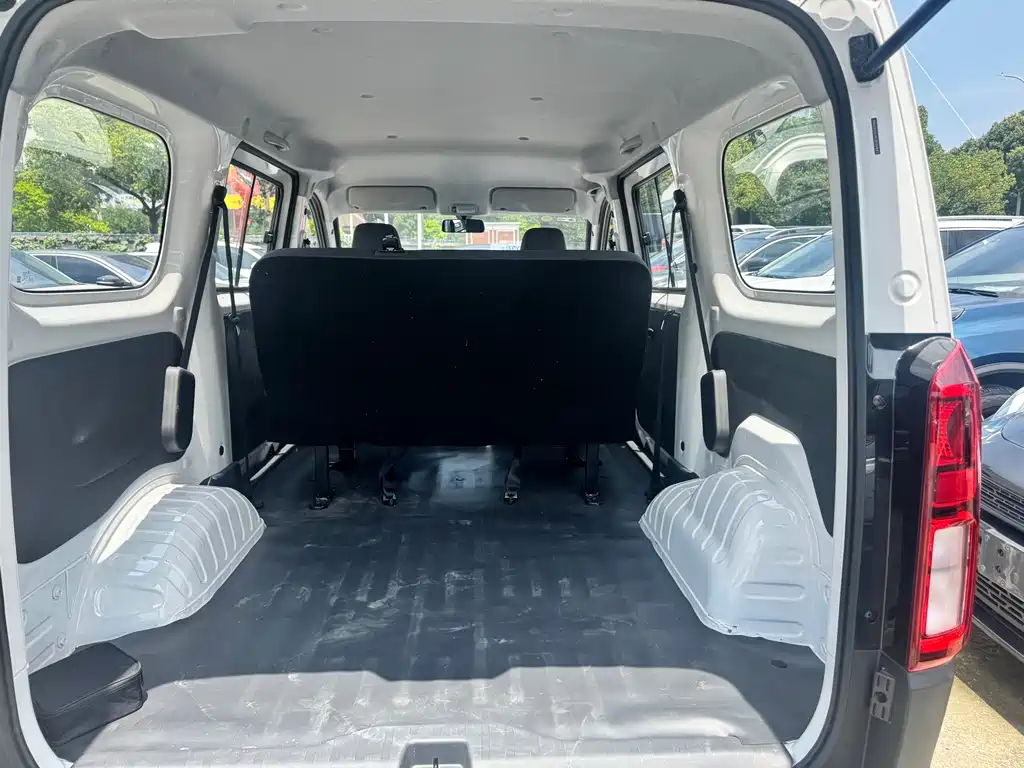 Wuling RongguangEV EV 2026 310km