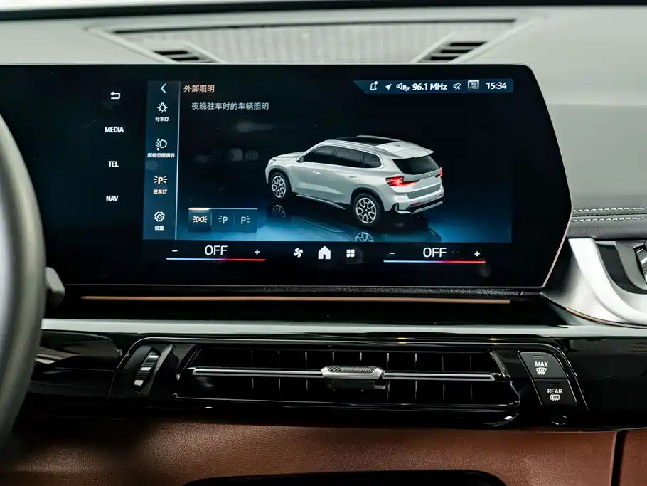 BMW X1 — миниатюра 13