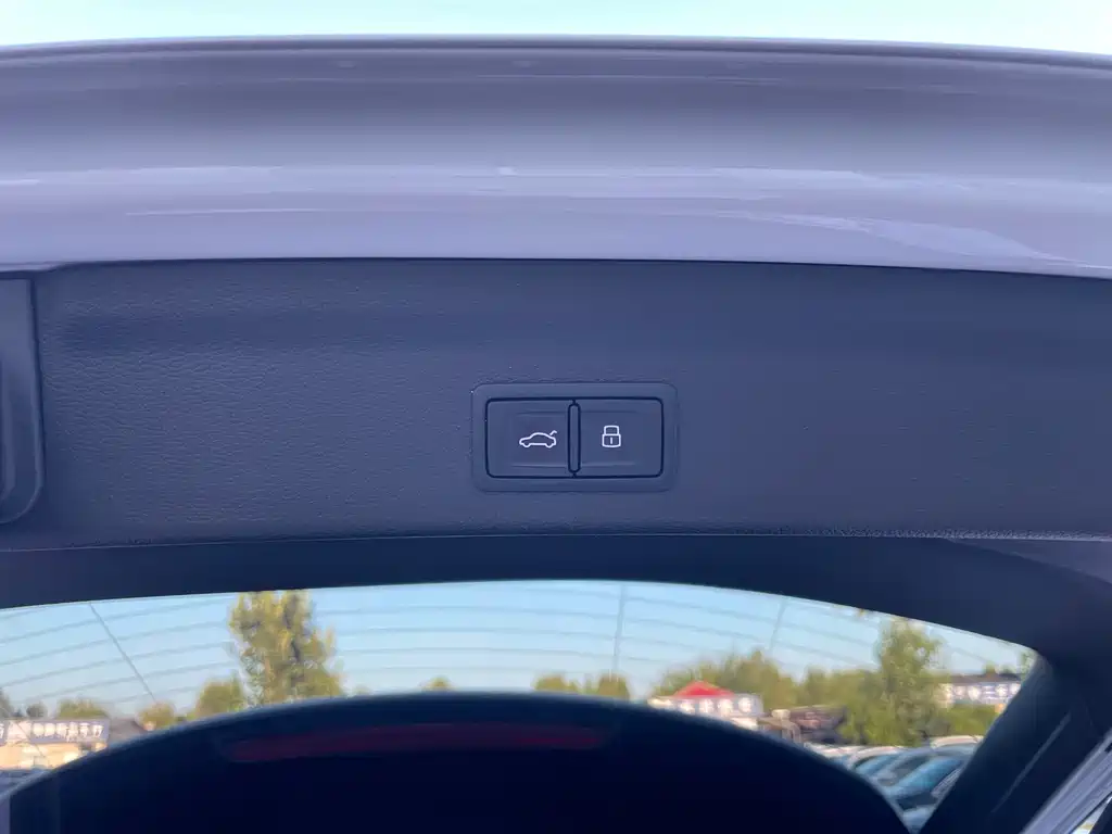 Audi Q3 — миниатюра 13