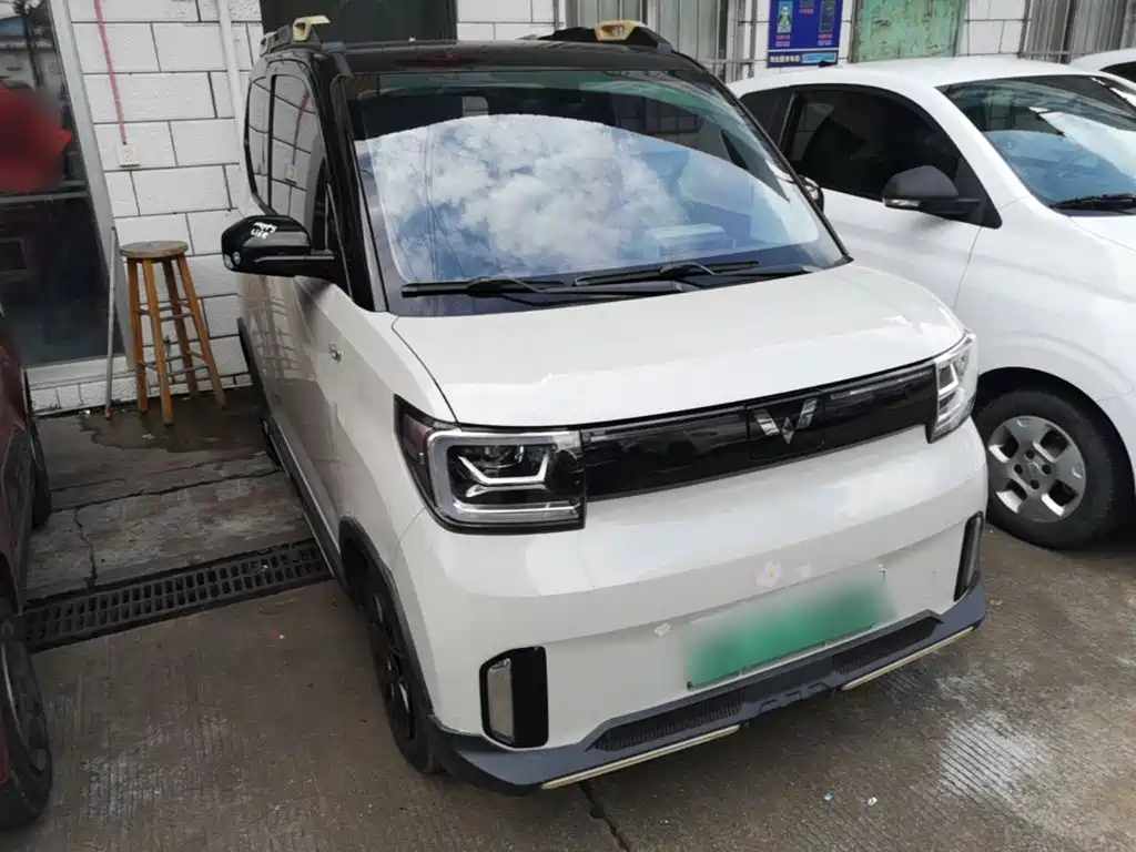 Wuling MINIEV — миниатюра 4