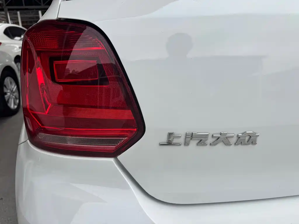 Volkswagen Polo — миниатюра 6
