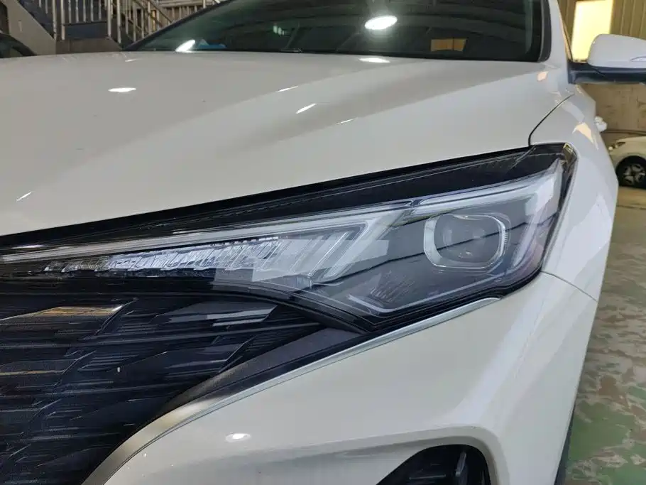 Changan Eado — миниатюра 5