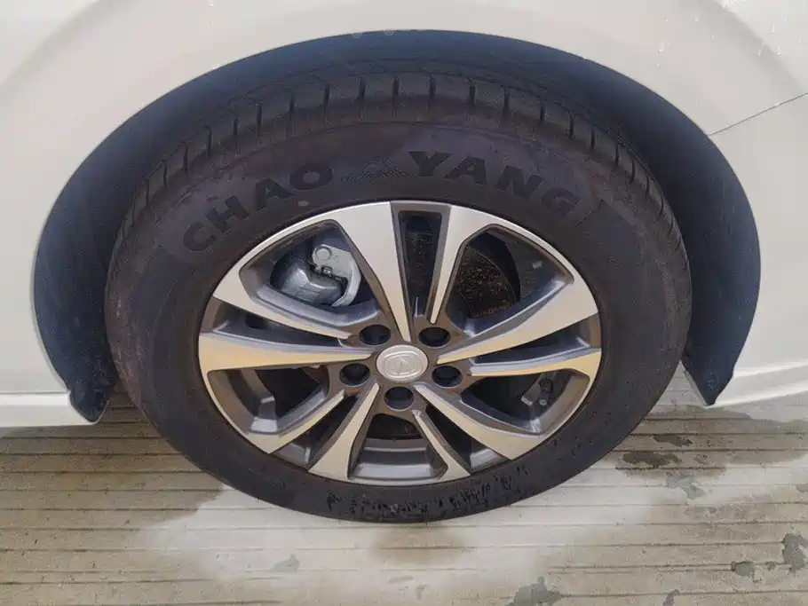 Changan Eado — миниатюра 6