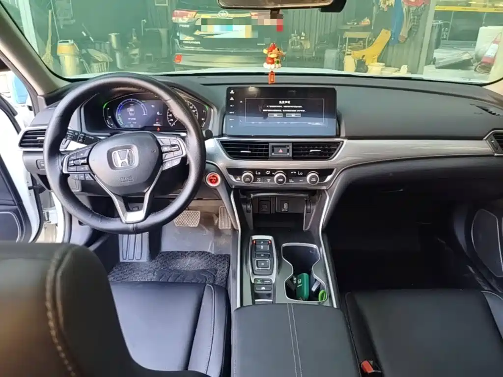 Honda Accord — миниатюра 10