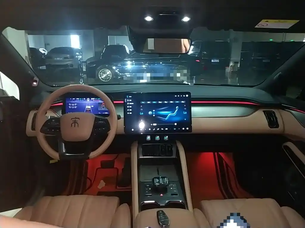 BYD L EV — миниатюра 10