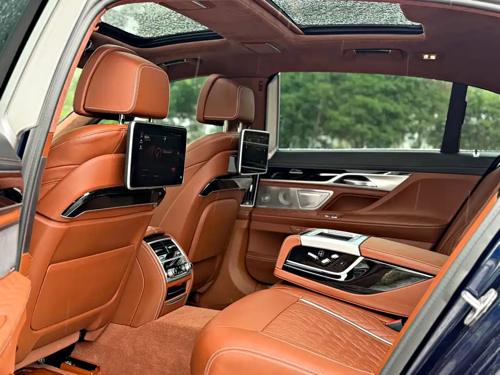 BMW 7 Series 7 2021 740Li xDrive Executive M Sport