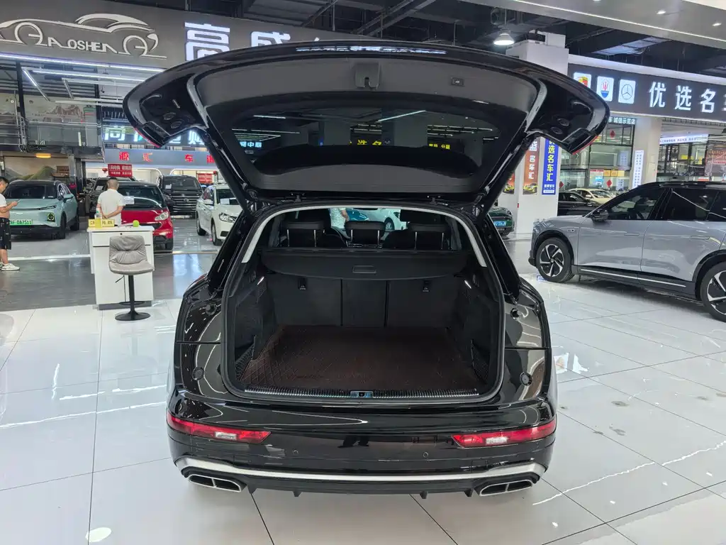 Audi Q5L — миниатюра 14