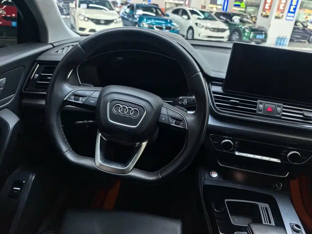 Audi Q5L — миниатюра 10