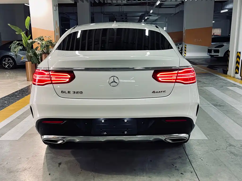 Mercedes-Benz GLE Coupe — миниатюра 13
