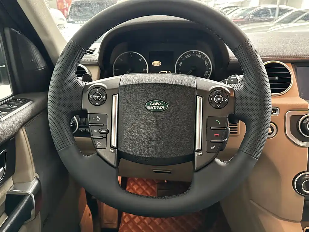 Land Rover Discovery — миниатюра 12