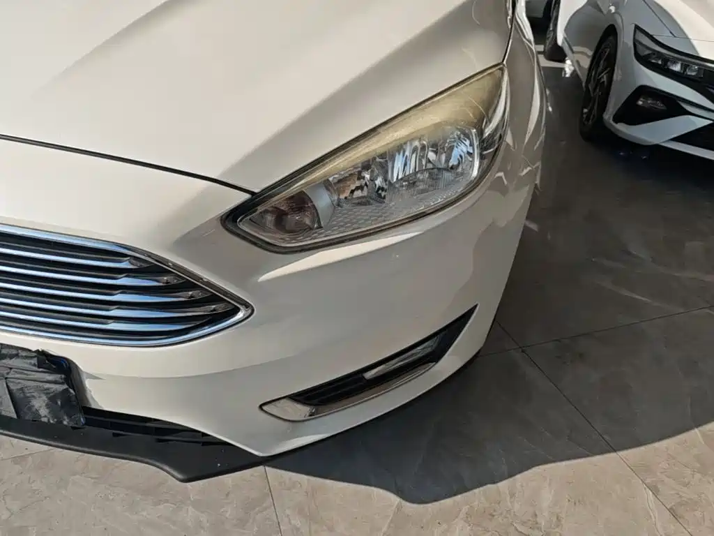 Ford Focus — миниатюра 24