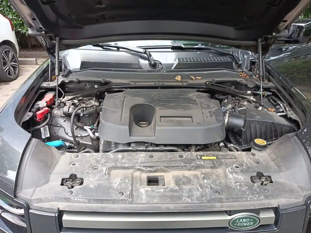 Land Rover Defender — миниатюра 11