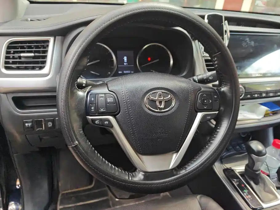 Toyota Highlander — миниатюра 15