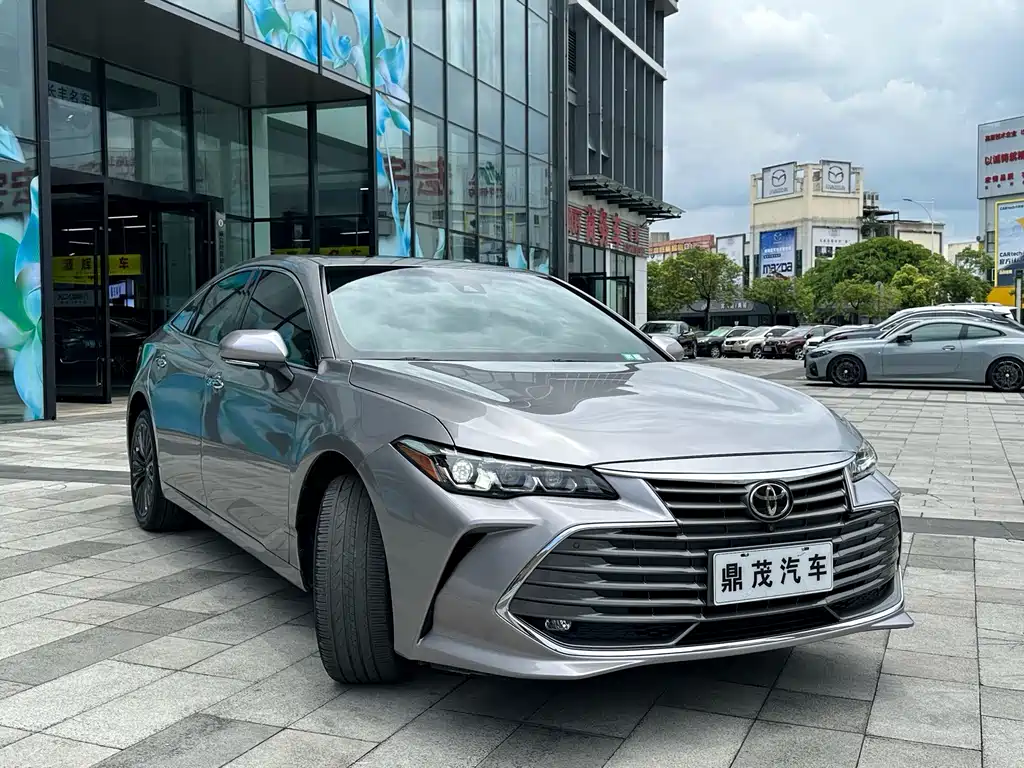 Toyota Avalon — миниатюра 6