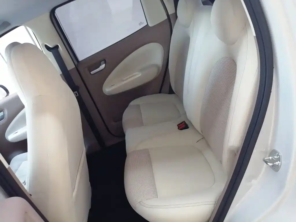Wuling MINIEV — миниатюра 17