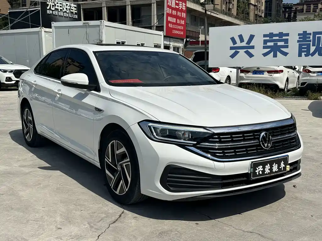 Volkswagen Sagitar — миниатюра 2
