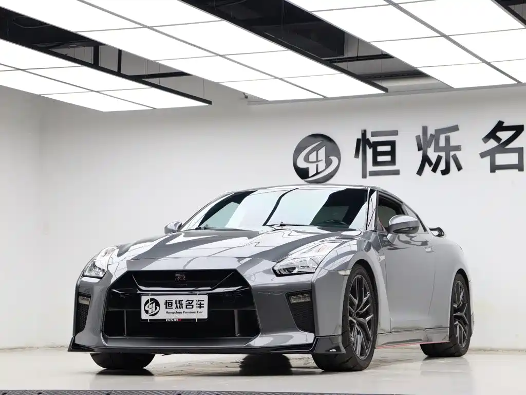 Nissan GT-R — миниатюра 27