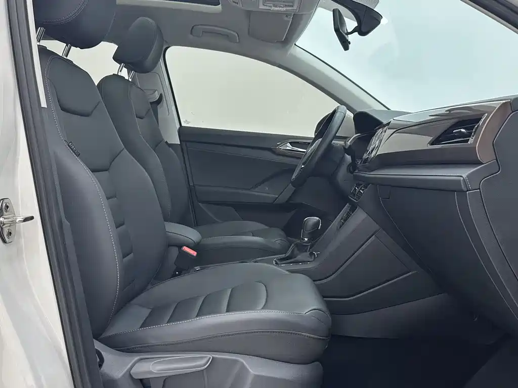 Volkswagen Tharu 2022 280TSI Comfort