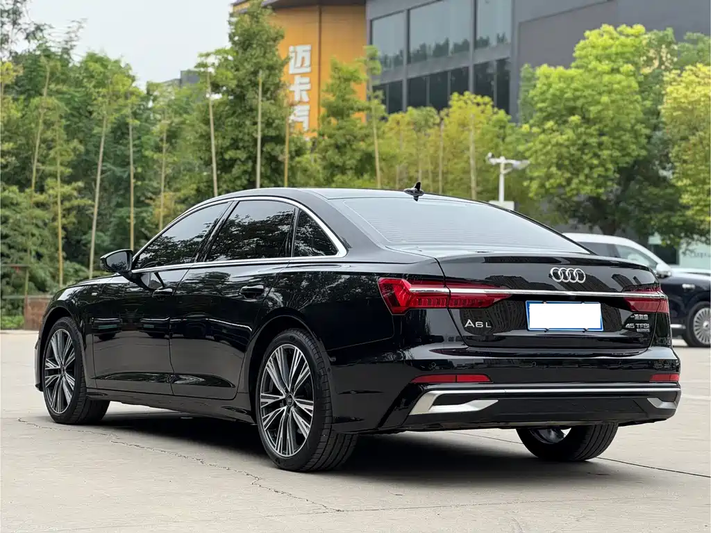 Audi A6L — миниатюра 6