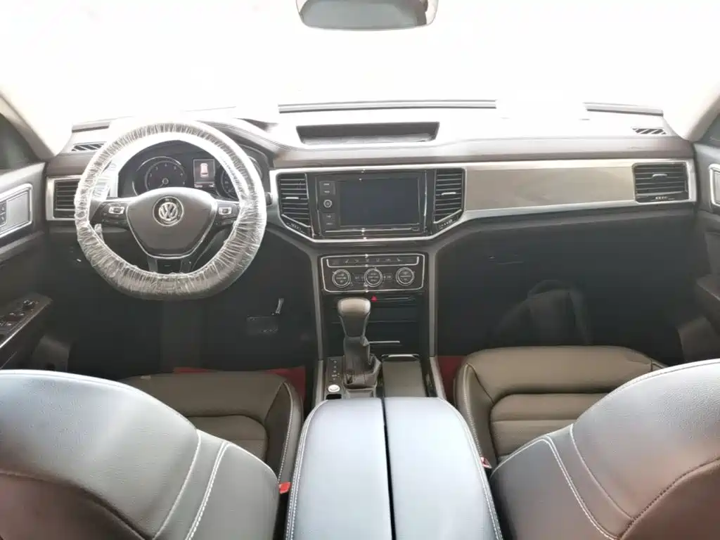 Volkswagen Teramont — миниатюра 10