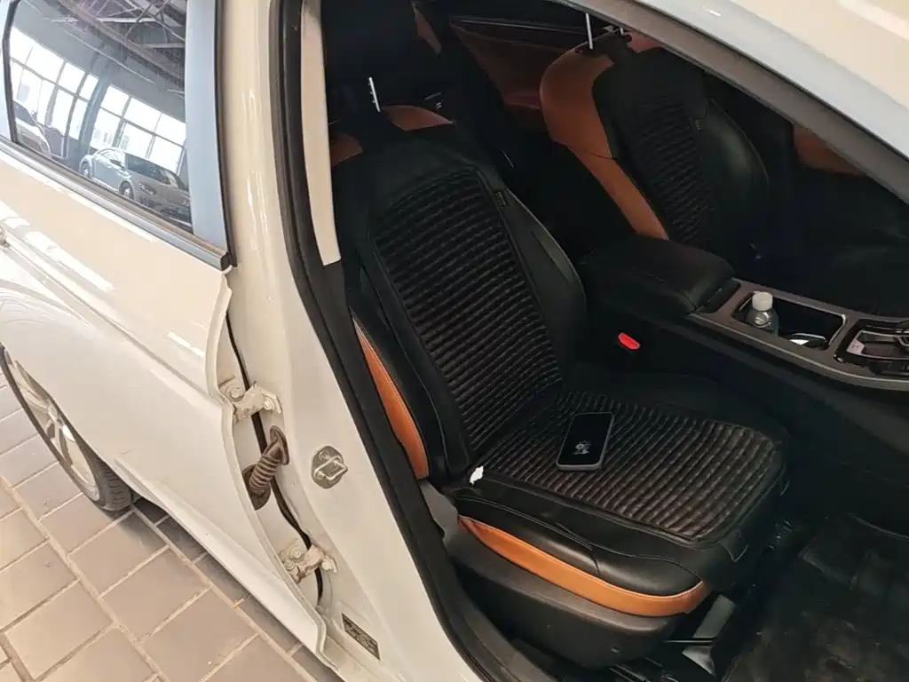 Geely Emgrand GL — миниатюра 25