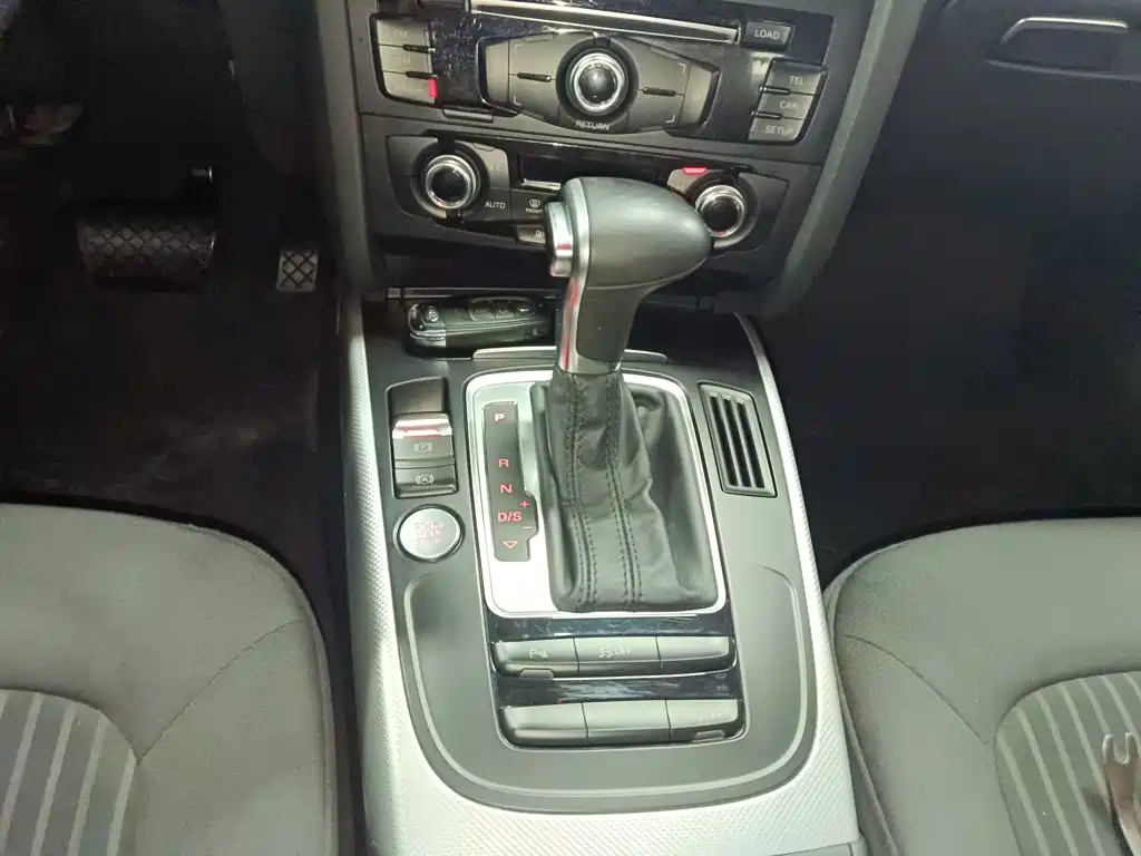 Audi A4L — миниатюра 10