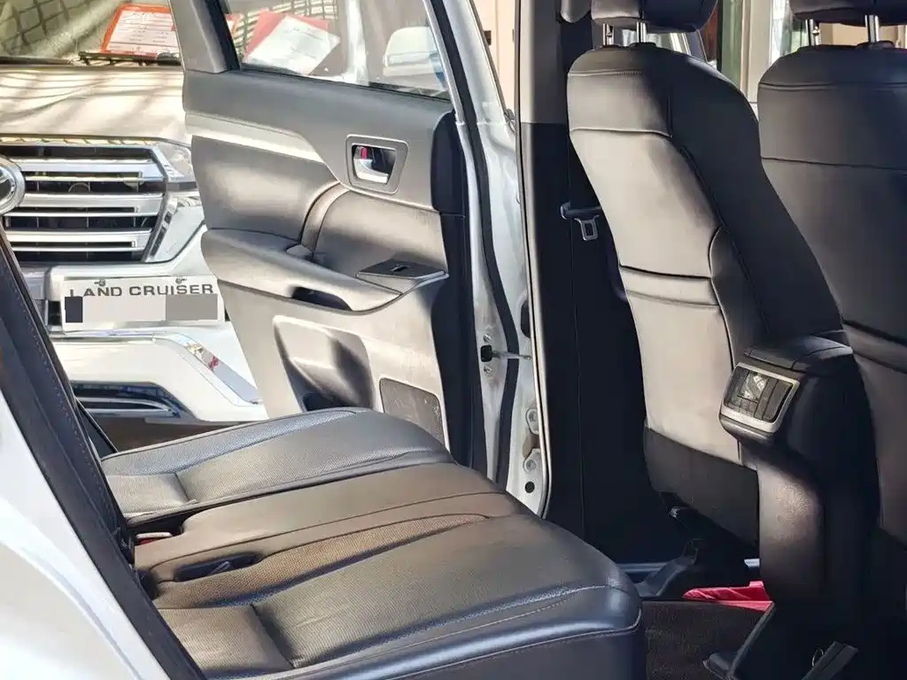 Toyota Highlander — миниатюра 6