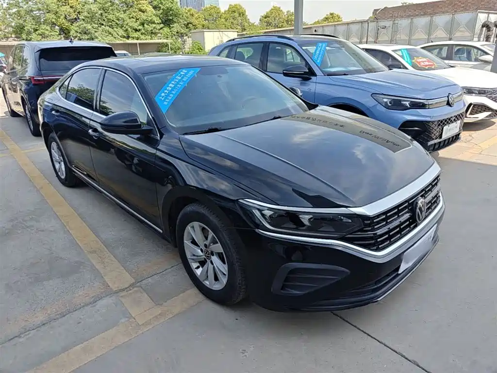 Volkswagen Passat 2025 280TSI