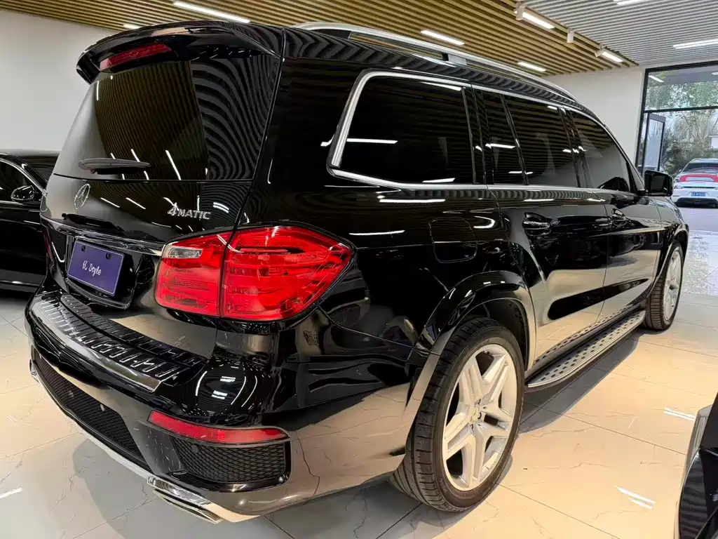 Mercedes-Benz GL-Class — миниатюра 5
