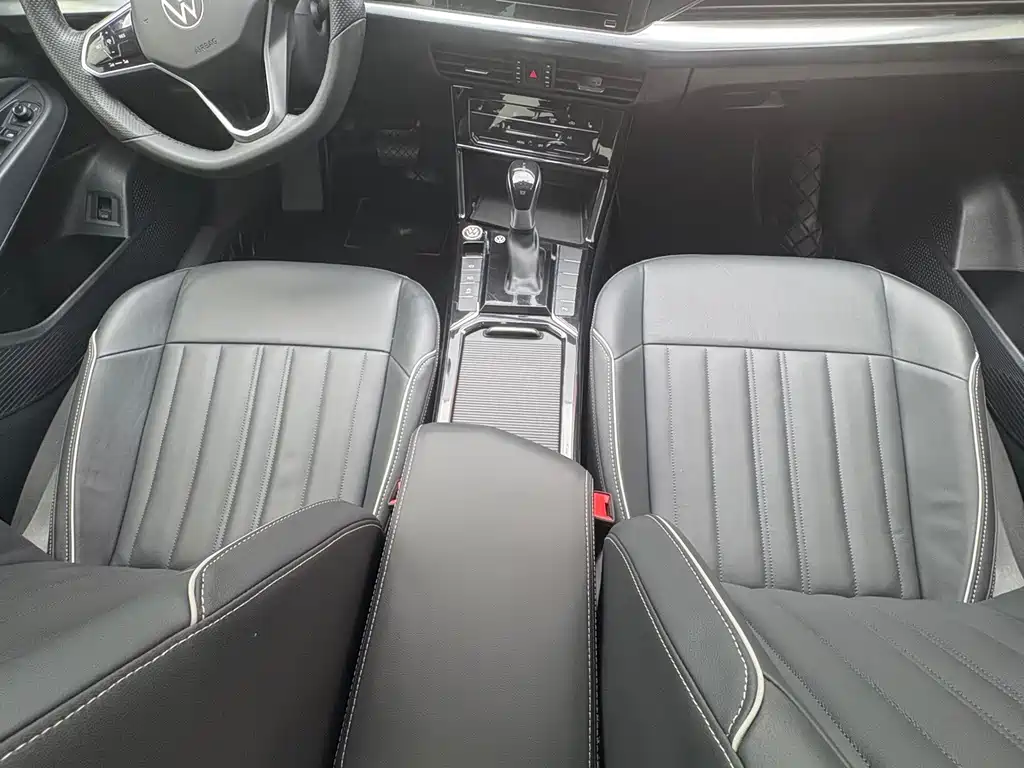 Volkswagen Passat — миниатюра 13