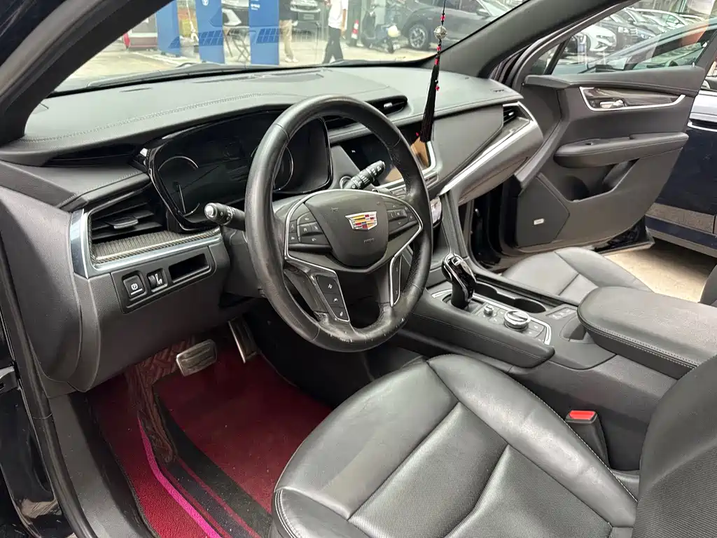 Cadillac XT5 — миниатюра 2