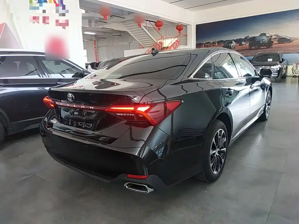 Toyota Avalon — миниатюра 7