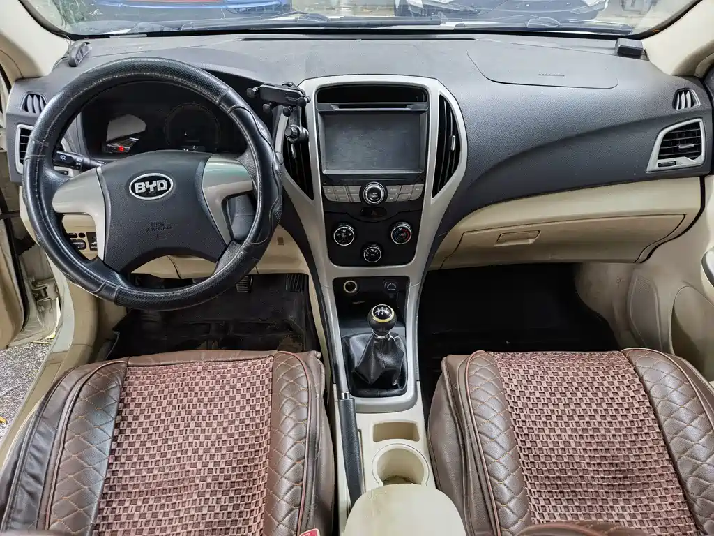 BYD F3 — миниатюра 6