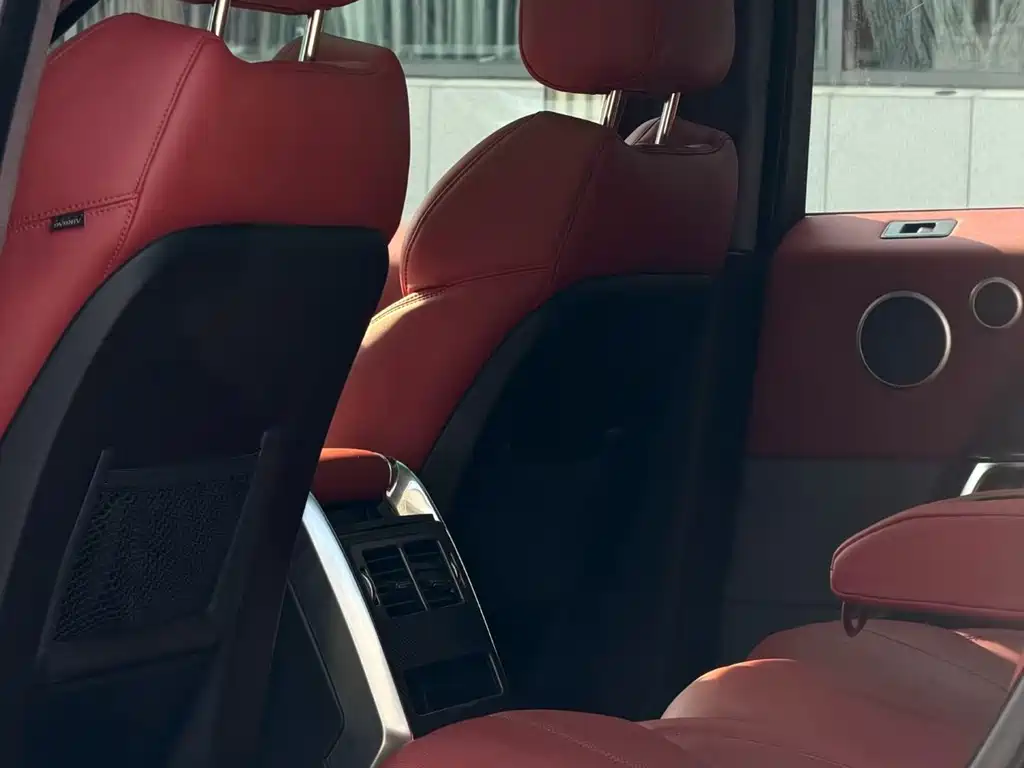 Land Rover Sport — миниатюра 7