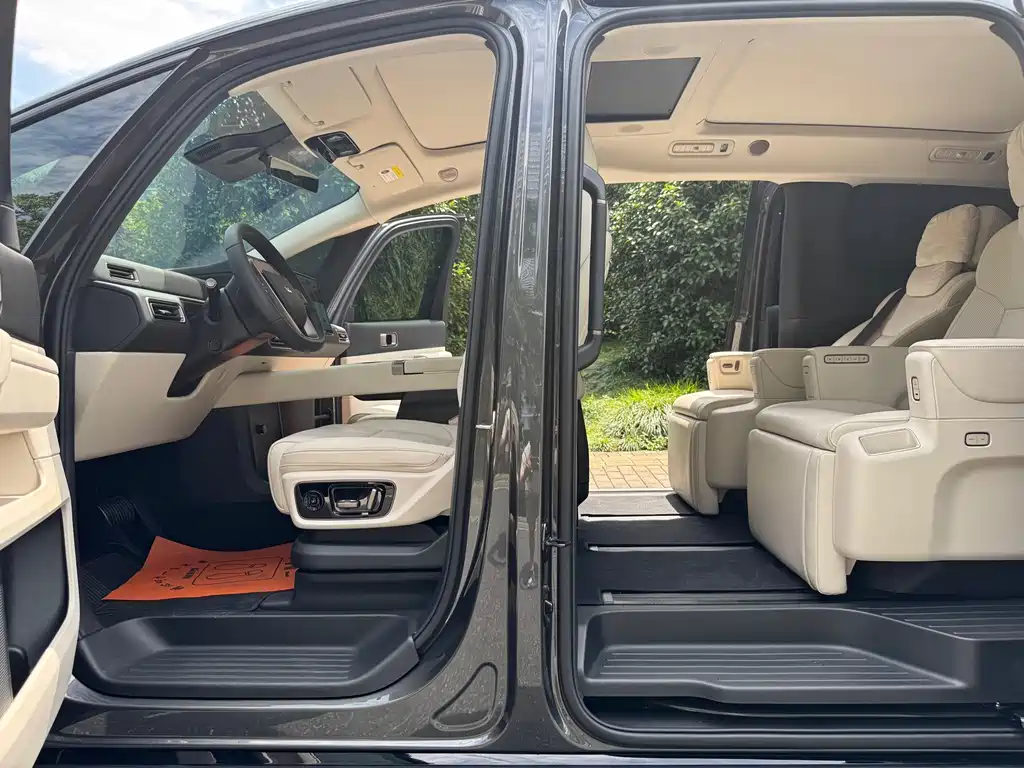 Li Auto Li MEGA — миниатюра 6