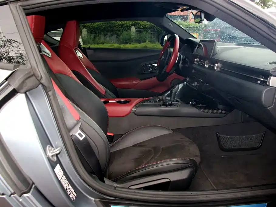 Toyota Supra — миниатюра 14
