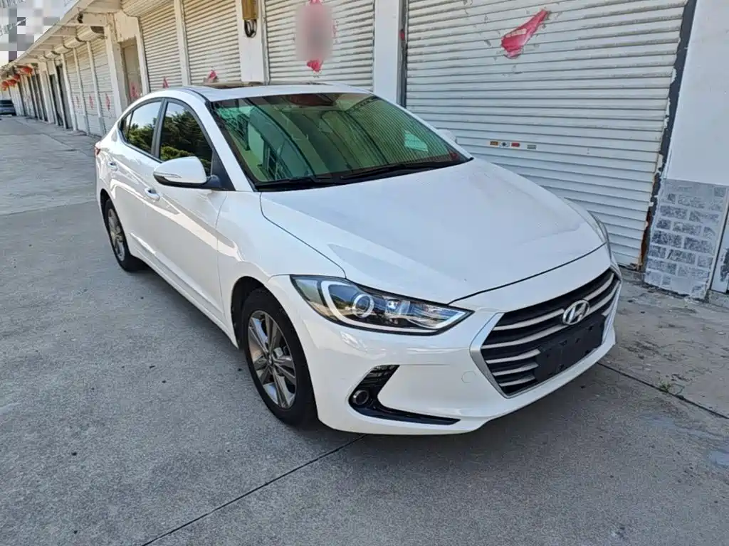 Hyundai Elantra — миниатюра 4