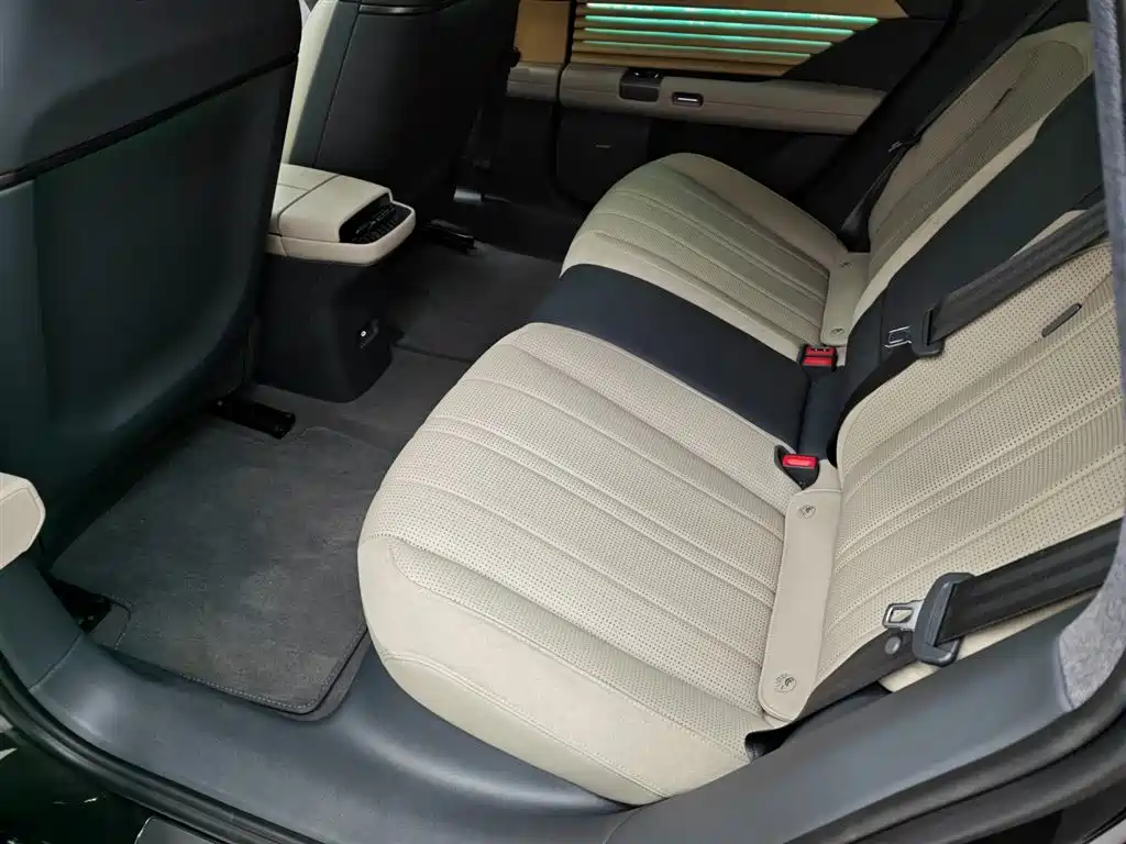 Ауди Ауди. Audi E5 Sportback — миниатюра 10