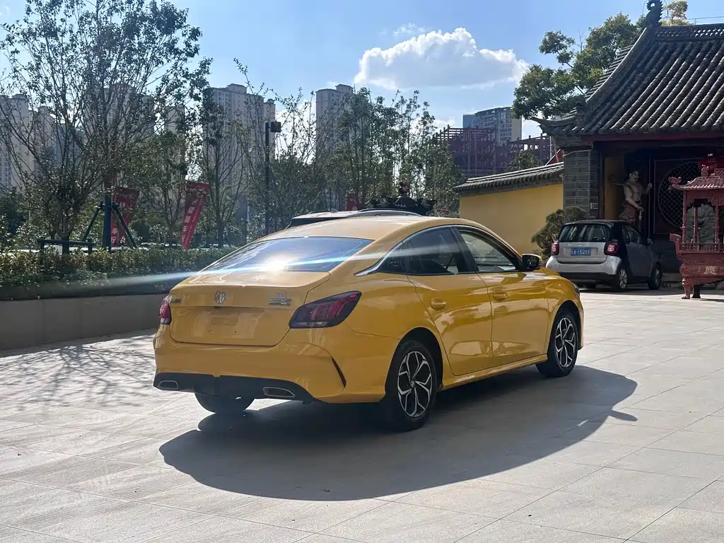 MG MG5 — миниатюра 12
