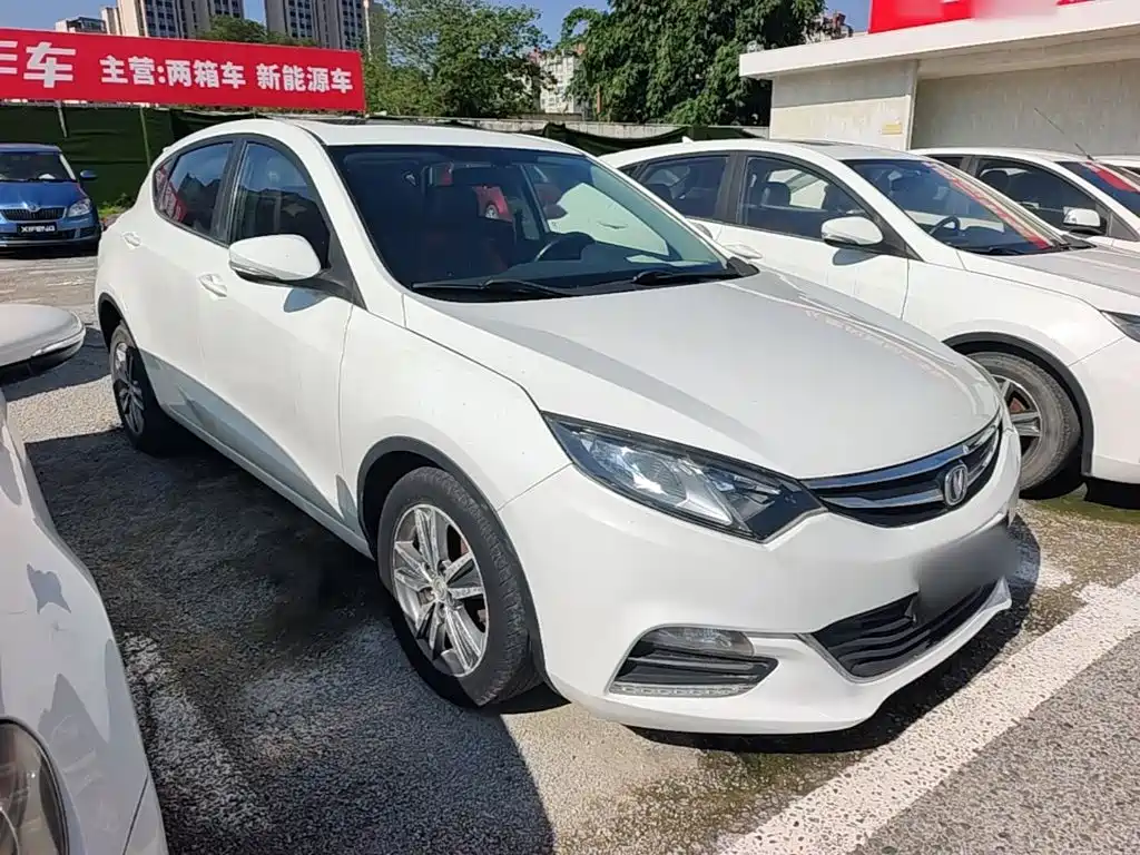 Changan Eado XT — миниатюра 4