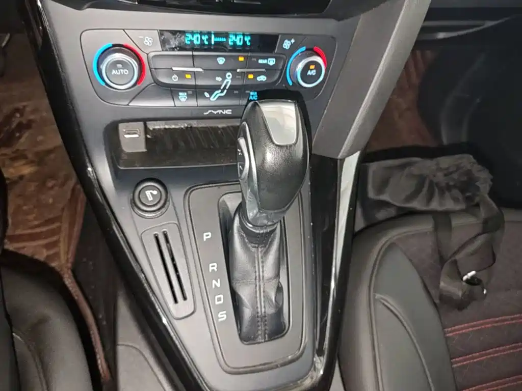 Ford Focus — миниатюра 14