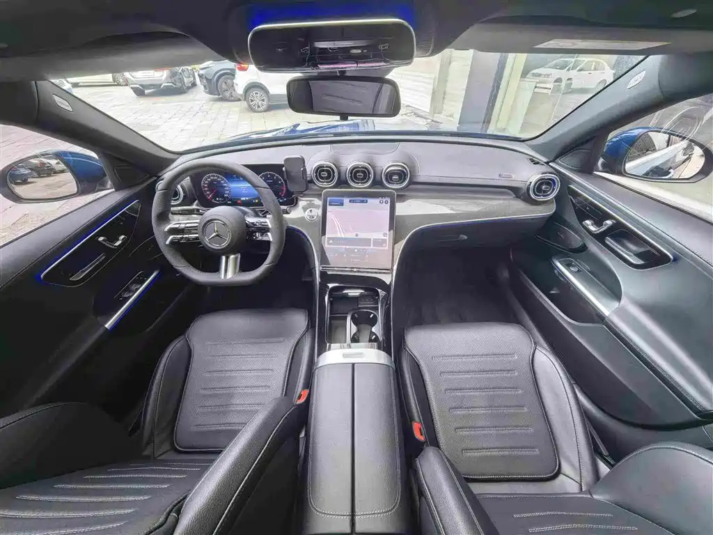 Mercedes-Benz C-Class — миниатюра 10